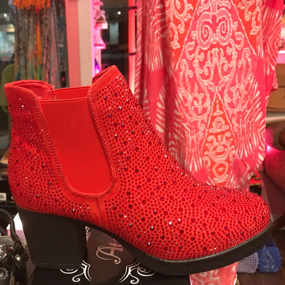 3 Left! Metallic Red Rhinestone Embellished Slip On Chelsea Heeled Booties - Picture 5 of 7